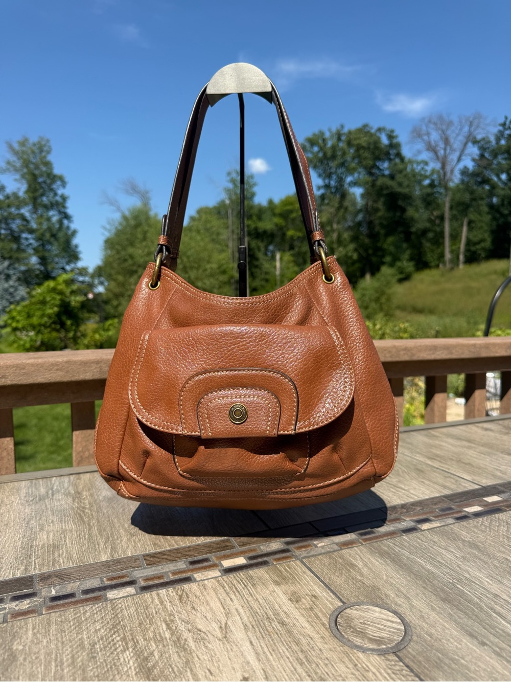 EUC John's Bay pebbled faux-leather hobo shoulder Brown Tan bag